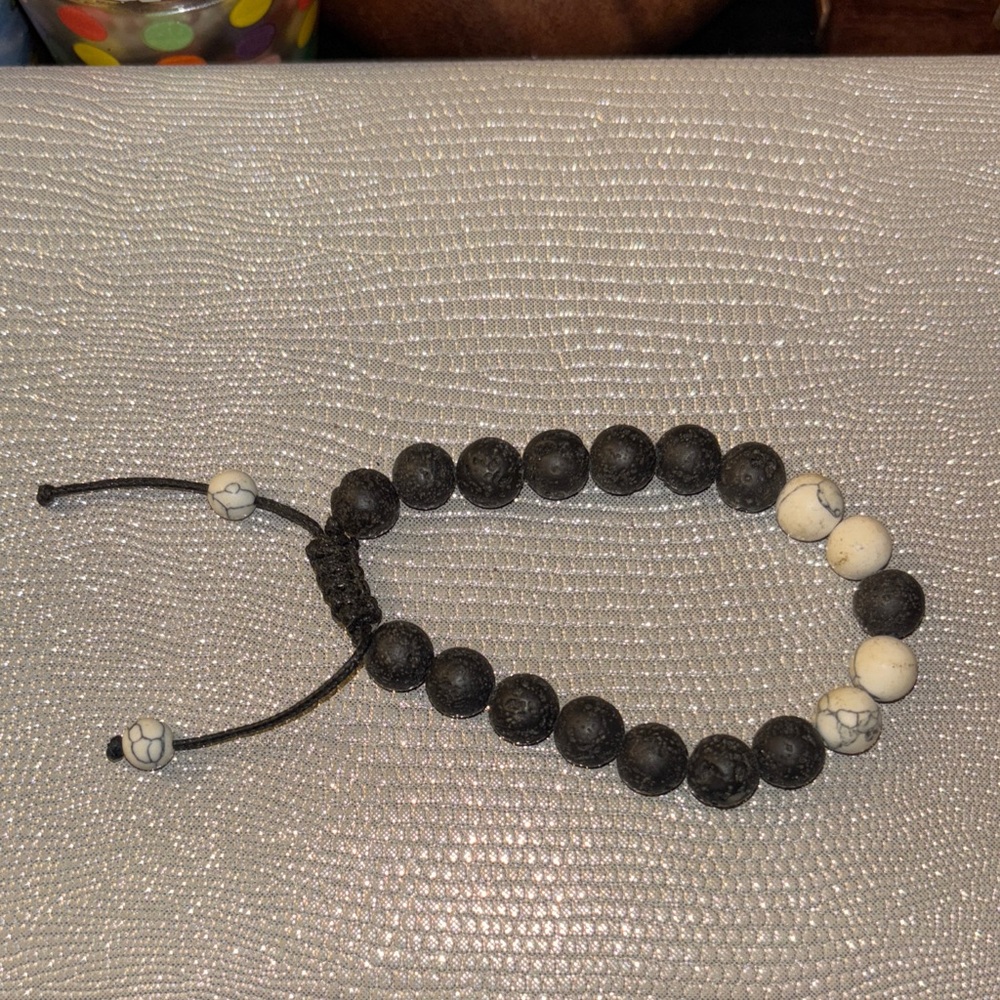 Black and White Beaded Bracelet